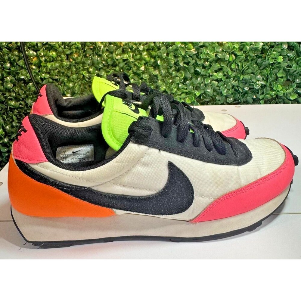 Nike Daybreak Shoes Women 8 Summit White Pink Neon Athletic Running Sneakers